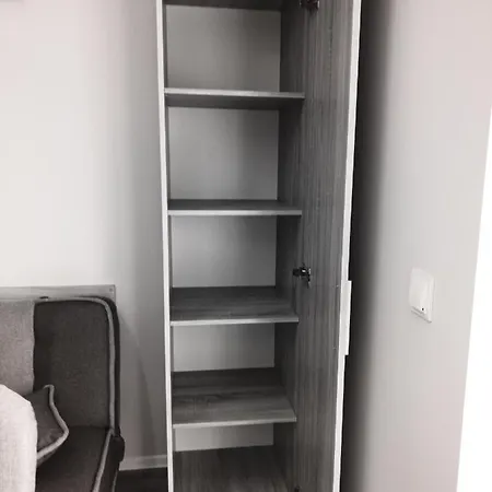 Dom Na Rumiankowej Rewal