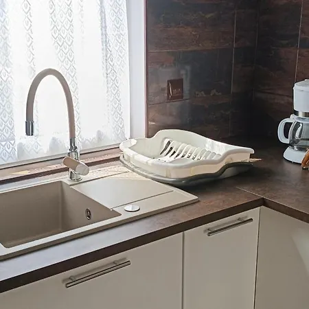 Dom Na Rumiankowej Rewal