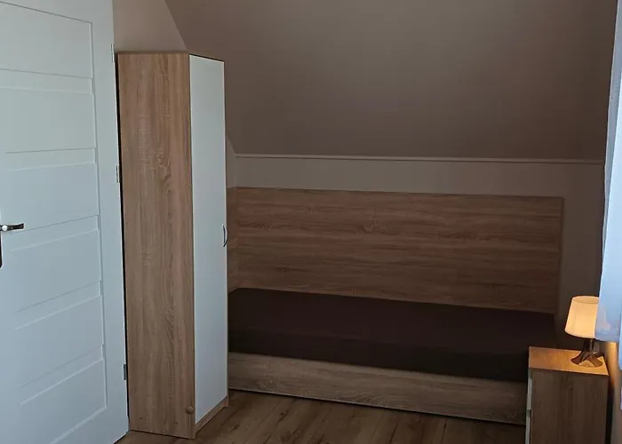 Dom Na Rumiankowej *